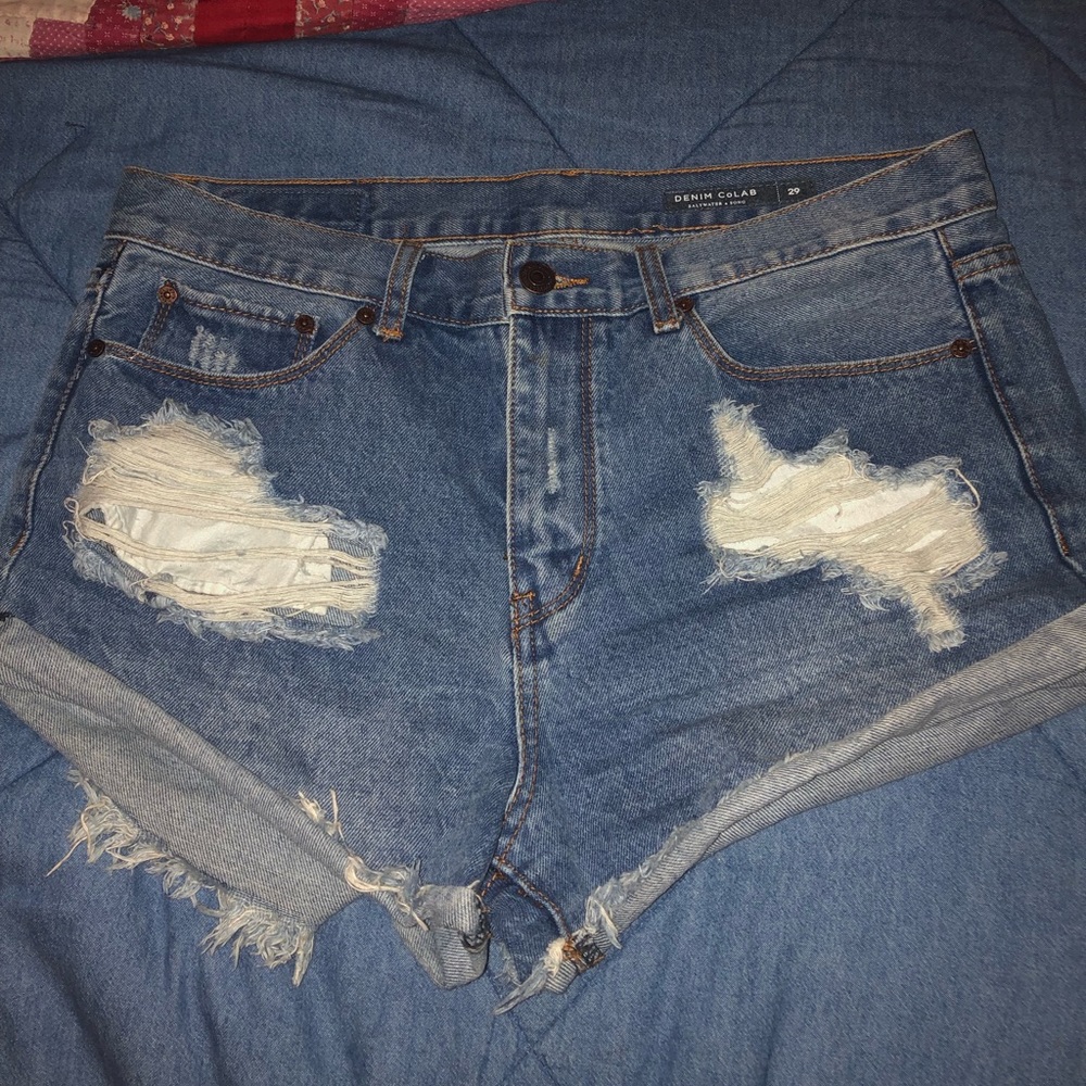 Barely worn ripped denim shorts from tjmaxx!
